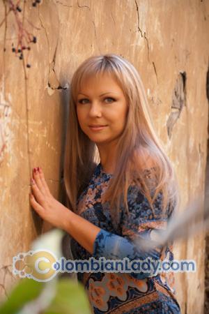 143500 - Natalia Age: 35 - Ukraine