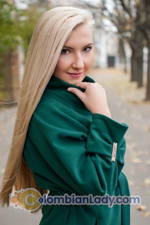 160980 - Alena Age: 23 - Ukraine