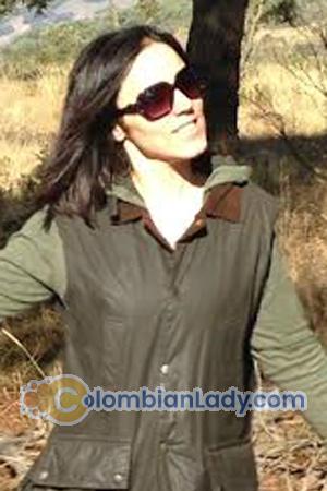 169301 - Yasmina Age: 43 - Spain