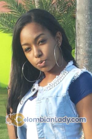 172253 - Grismelsy Age: 26 - Dominican Republic