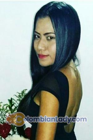 174138 - Yesenia Age: 29 - Colombia