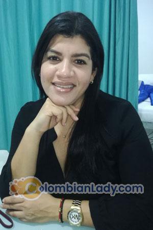 177451 - Yerlindis Age: 43 - Colombia