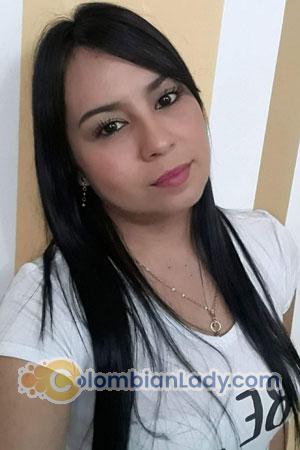 181185 - Andrea Age: 41 - Colombia