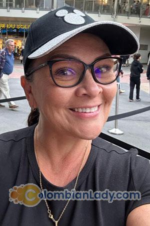 183900 - Ericka Age: 52 - Costa Rica