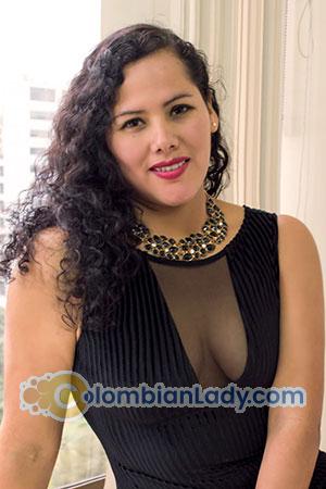 188398 - Marlene Age: 44 - Peru