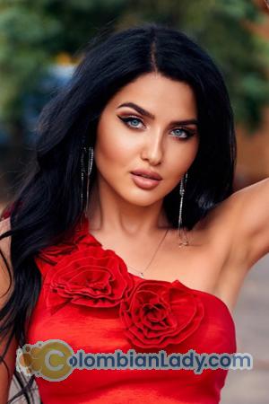 191116 - Inna Age: 31 - Ukraine