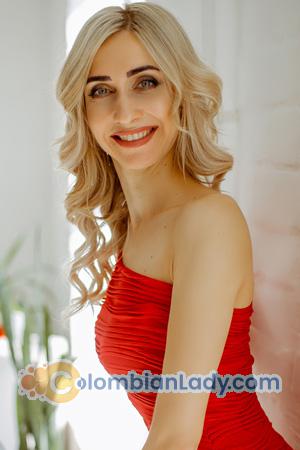 192011 - Alena Age: 38 - Ukraine