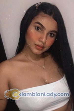 197135 - Liceth Age: 23 - Colombia