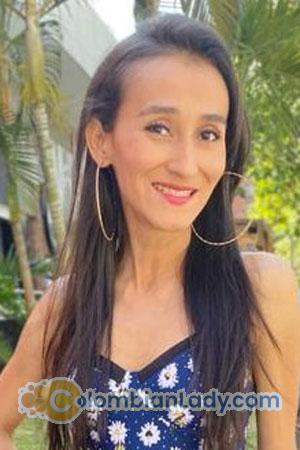 199737 - Luciana Age: 37 - Colombia