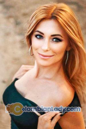 200343 - Alina Age: 33 - Denmark