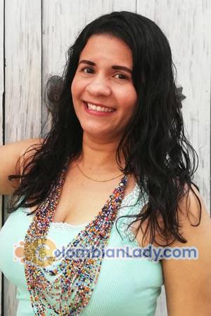 200660 - Ada Patricia Age: 41 - Colombia