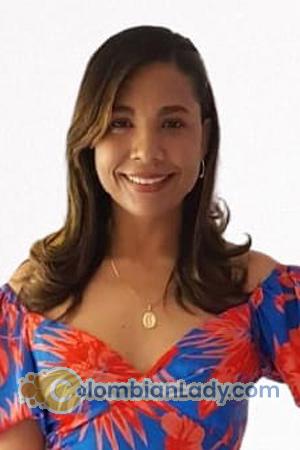 203119 - Adriana Age: 43 - Colombia