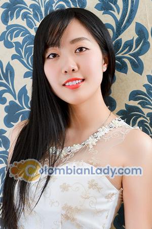 203896 - Bess Age: 27 - China