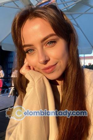 204112 - Anastasia Age: 28 - Ukraine