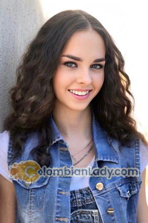 204285 - Alina Age: 23 - Ukraine