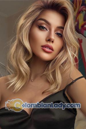 204675 - Anastasia Age: 21 - Ukraine