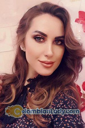 204860 - Elena Age: 39 - Ukraine