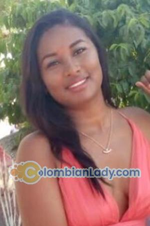 204908 - Ana Age: 30 - Colombia