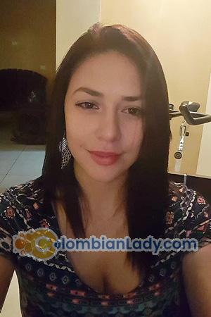 204916 - Angie Age: 31 - Costa Rica