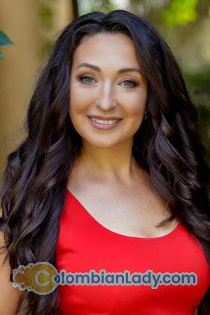 205218 - Yuliya Age: 44 - Ukraine