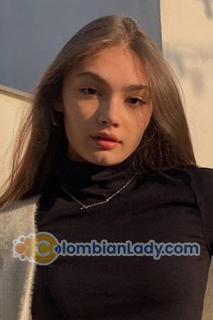 205821 - Ekaterina Age: 20 - Russia
