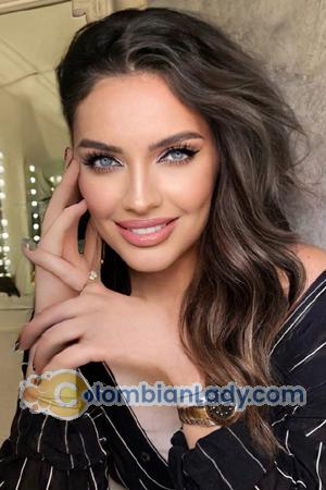 207016 - Elvira Age: 25 - Russia