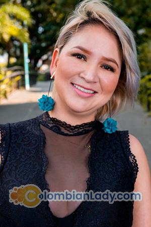 207186 - Diana Age: 36 - Colombia