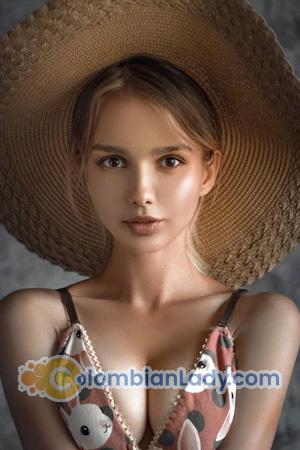 207451 - Diana Age: 25 - Russia