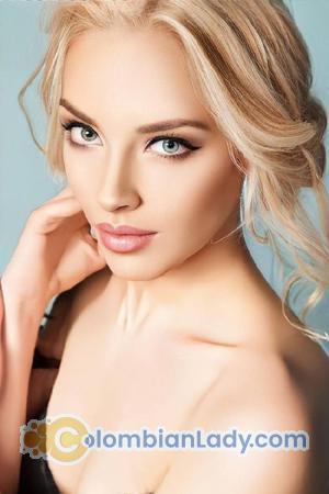 208685 - Anna Age: 22 - Russia