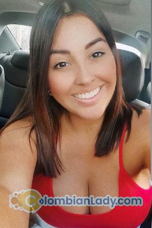 208943 - Fabiana Age: 26 - Costa Rica