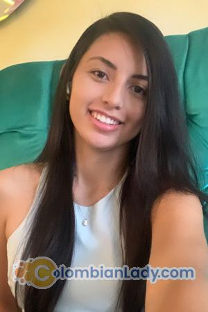 209300 - Stefany Age: 33 - Colombia