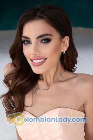 209816 - Namina Age: 22 - Ukraine