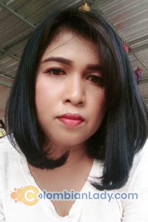 Ladies of Kanchanaburi