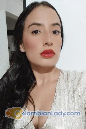 210281 - Nicole Age: 24 - Colombia