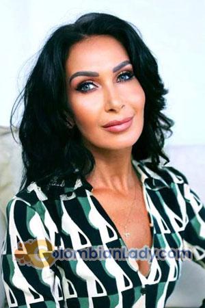 210894 - Alina Age: 48 - Ukraine