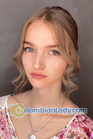 211440 - Marianna Age: 20 - Ukraine