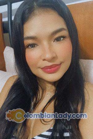 212012 - Sandra Age: 33 - Colombia
