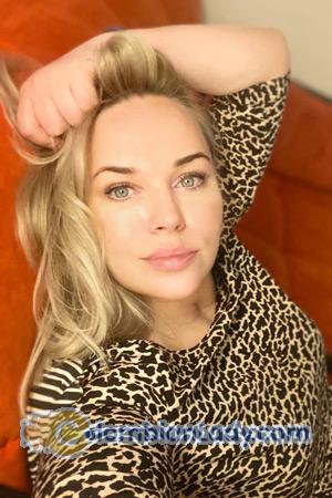 212280 - Maria Age: 43 - Russia