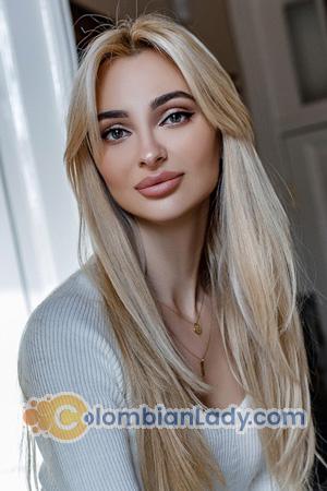 212948 - Sabina Age: 32 - Ukraine