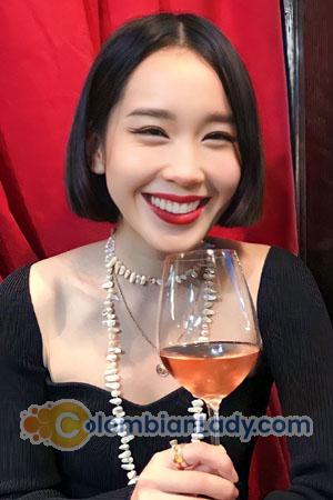 213100 - Mi Khan Age: 27 - Ukraine