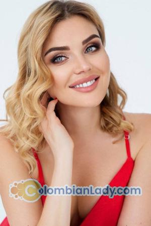 213305 - Yulia Age: 44 - Ukraine