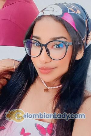 213427 - Valentina Age: 22 - Colombia