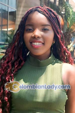213613 - Liliana Age: 25 - Colombia