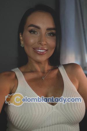 214829 - Viktoriia Age: 35 - Ukraine