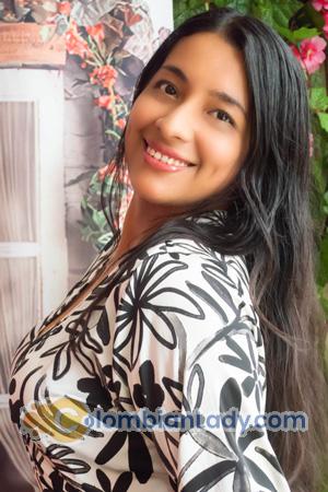 214902 - Jennifer Age: 30 - Peru