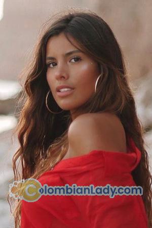 215342 - Valentina Age: 25 - Brazil