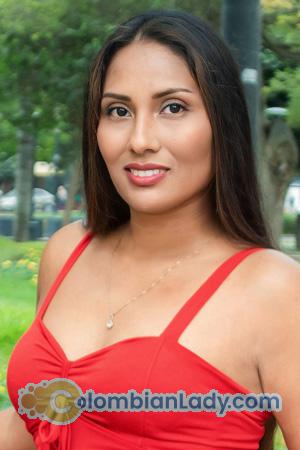 215360 - Aracelli Age: 32 - Peru