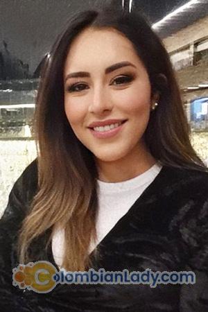 215451 - Mariana Age: 28 - Mexico