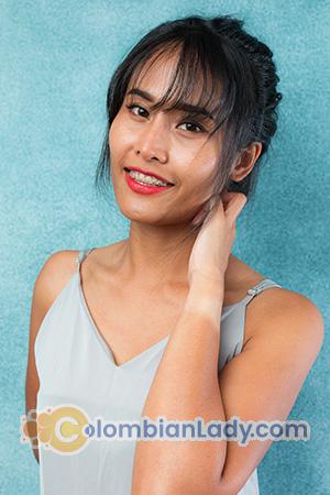 215929 - Kavarin Age: 31 - Thailand