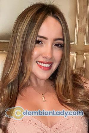216886 - Laura Age: 28 - Colombia